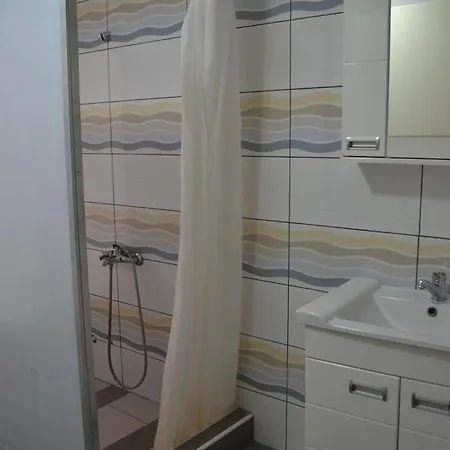 Lira Excellent Hotel