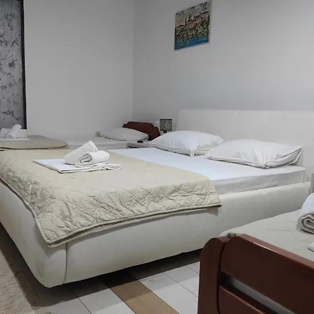 Lira Excellent Hotel Ni