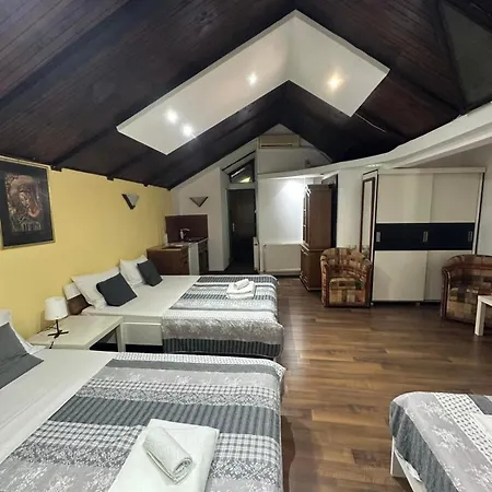 Hotel Lira Excellent *