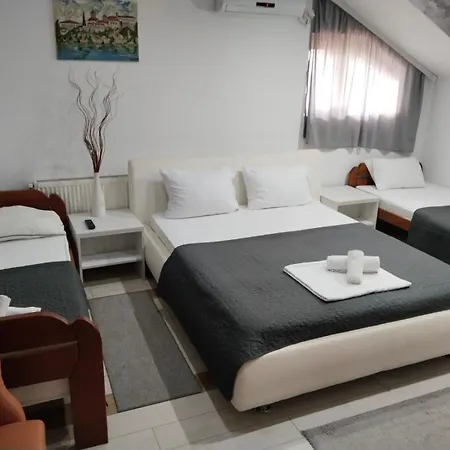 Lira Excellent Hotel Ni